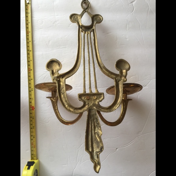 ELEGANT ANTIQUE BRASS WALL CANDLE HOLDERS HEAVY 16.5” - Picture 3 of 3